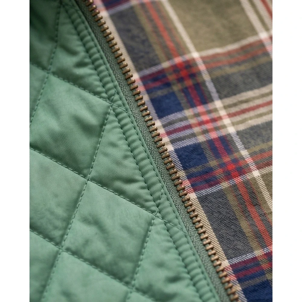 L.L.Bean‎ Quilted Vest Women Small Green Excellent Plaid Lined Corduroy Trim